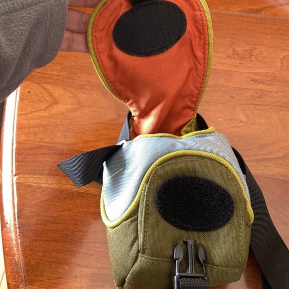 Crumpler camera bag - Picture 2 of 7